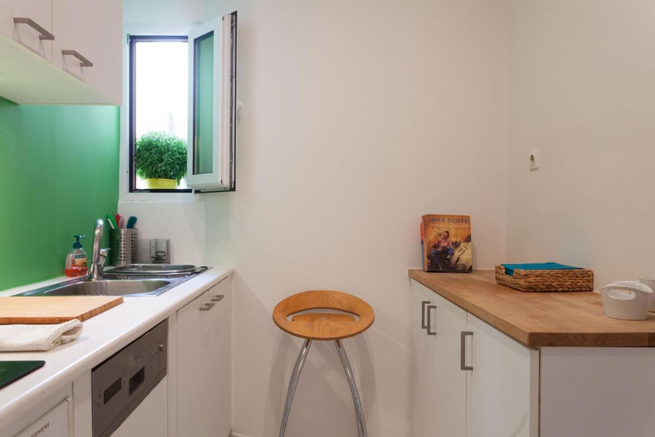 2 Bdrm Apt For Up To 6 Guests Next To Acropolis Museum Athens Ngoại thất bức ảnh