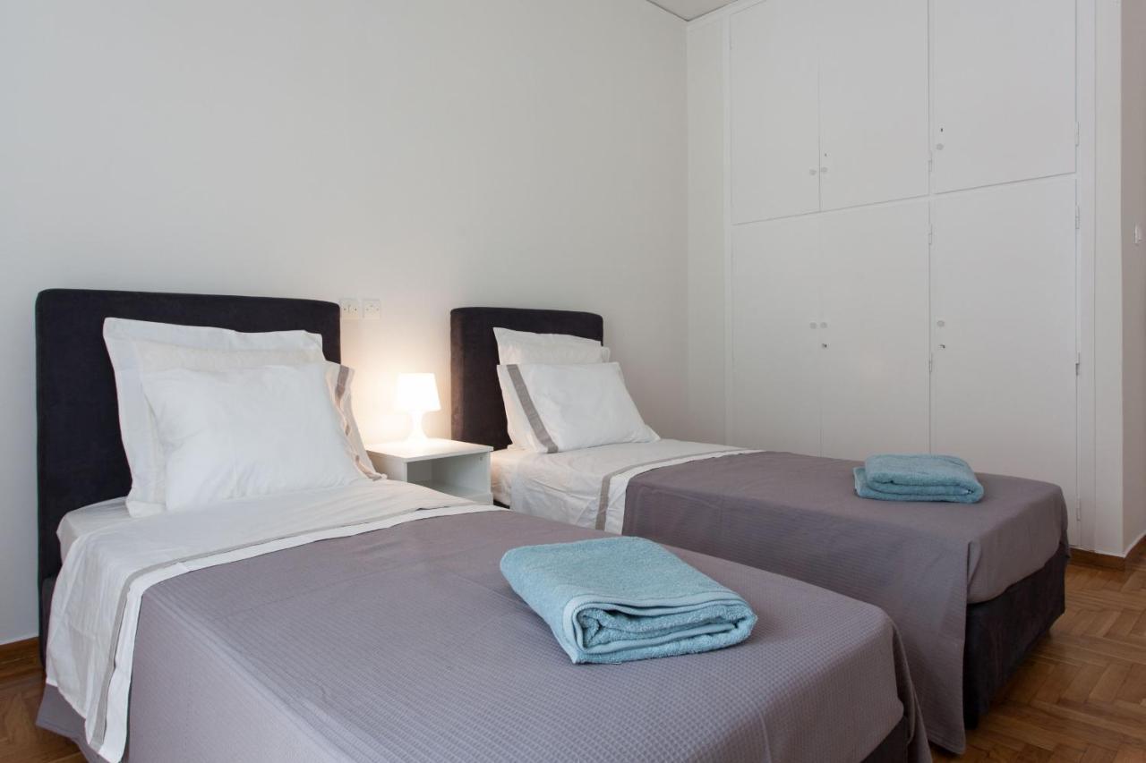 2 Bdrm Apt For Up To 6 Guests Next To Acropolis Museum Athens Ngoại thất bức ảnh
